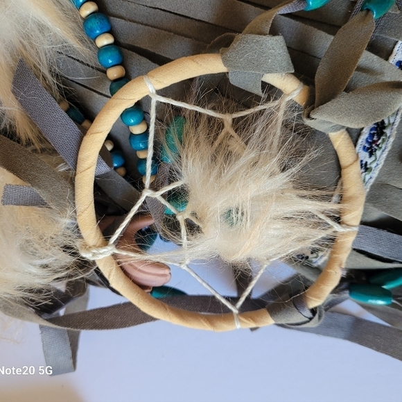 VINTAGE 17" Native American porcelain doll - Picture 4 of 5